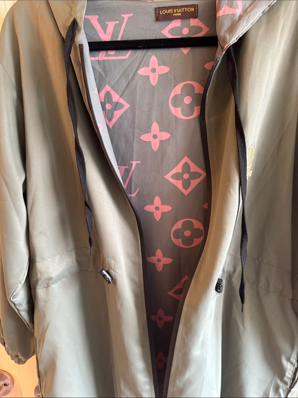 Lightweight jacket - Picture 4 of 4